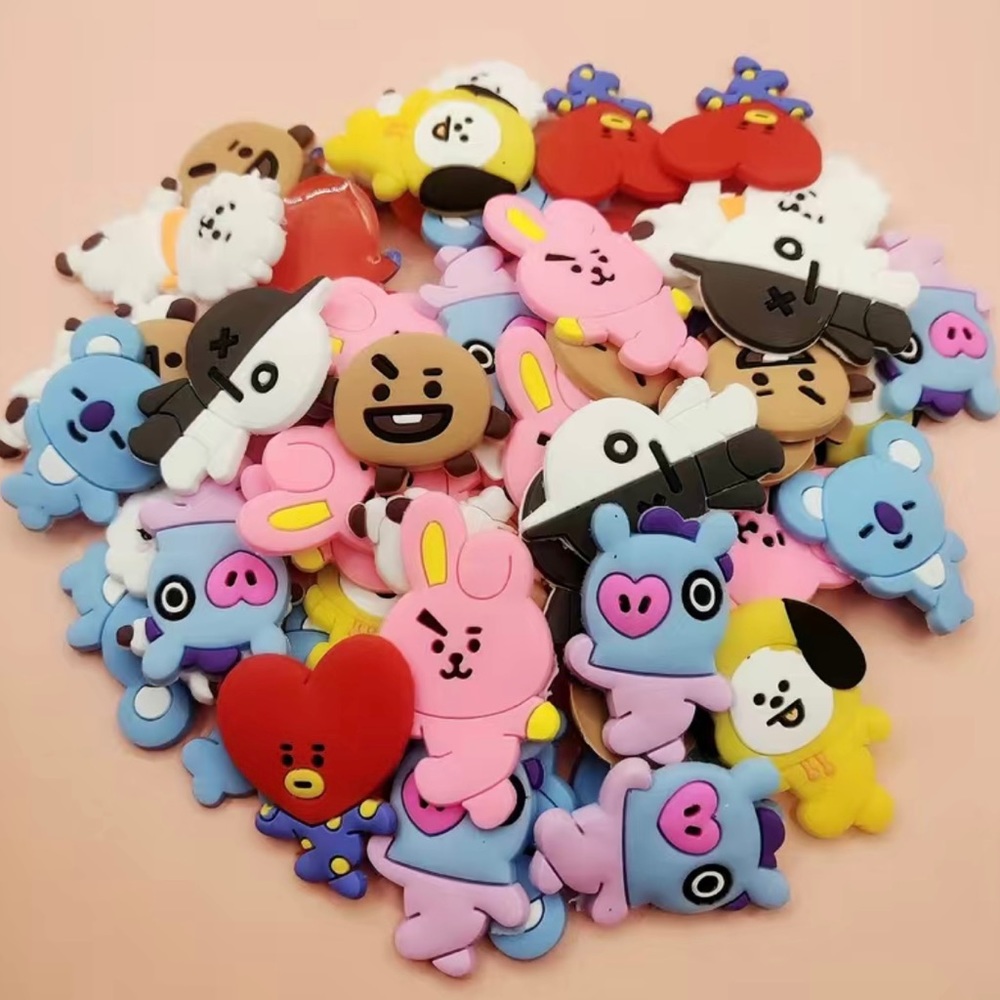 New 10 Piece BTS BT21Decorative Charms